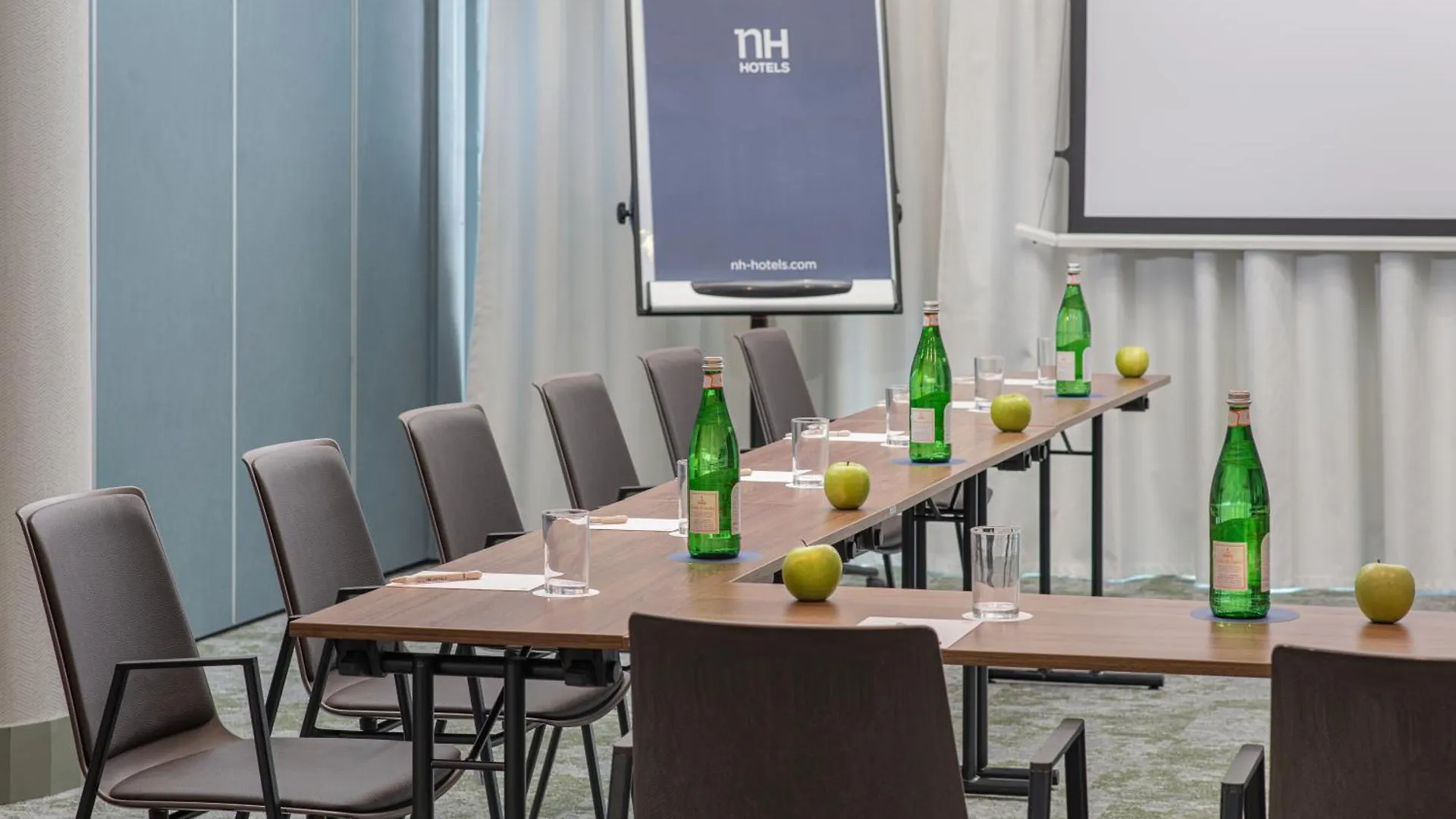 Отель Nh Catania Centro Италия