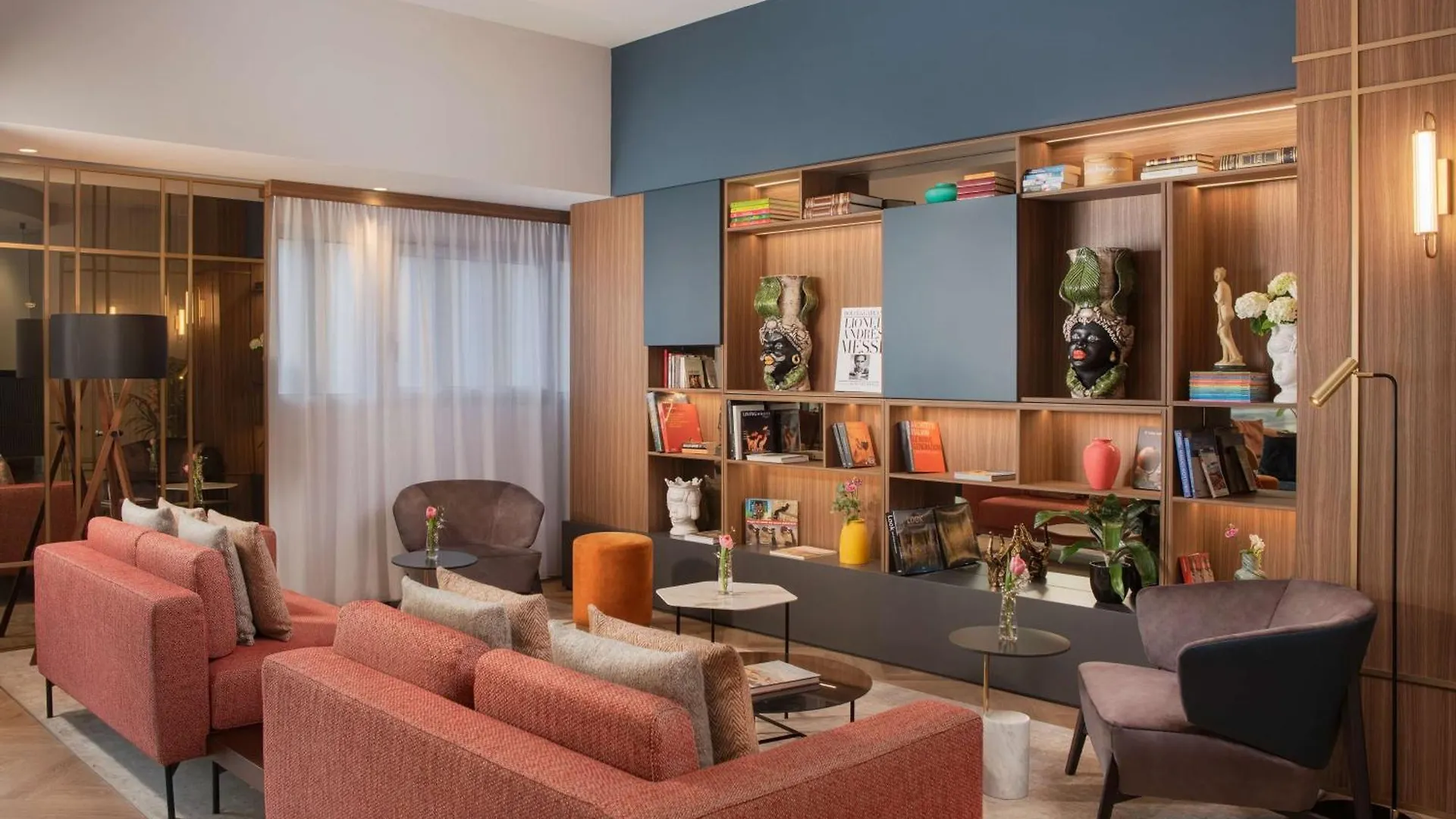Nh Catania Centro Hotel 4*,